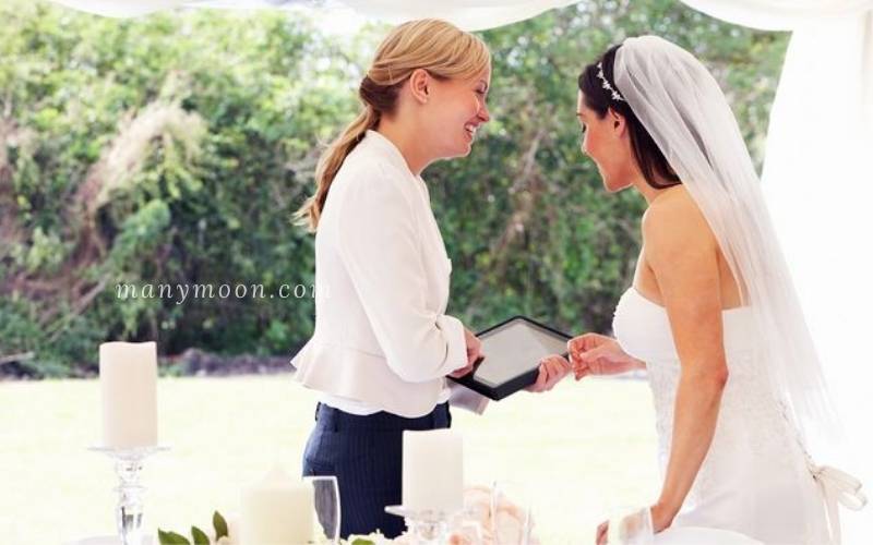 About a Career as a Wedding Planner