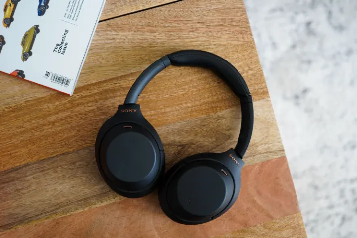 wireless headphones under 3000